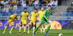 الشباب يستغل الأرض والجمهور أمام النصر في دوري روشن السعودي - ستاد العرب