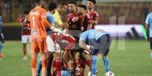 عاجل|
      محمد
      رمضان
      يمنع
      نجم
      بيراميدز
      من
      اللعب
      للأهلي
      ويقربه
      من
      الزمالك - ستاد العرب