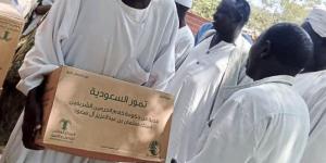 مركز الملك سلمان يوزع 20 طنًا من التمور في السودان - ستاد العرب