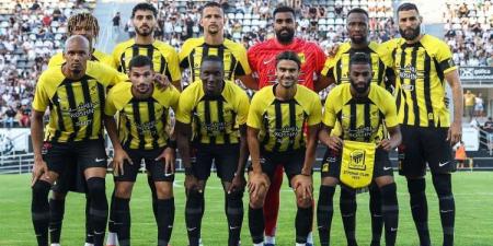 الموعد والقنوات الناقلة لمباراة الاتحاد والقادسية في دوري روشن السعودي - ستاد العرب