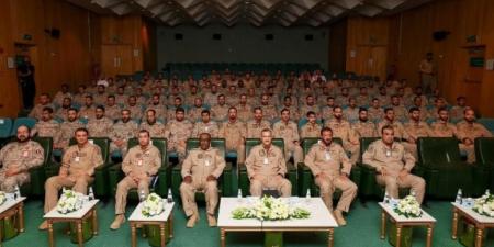 صور.. القوات الجوية تشارك في تمرين "مركز الحرب الصاروخي" بالإمارات - ستاد العرب