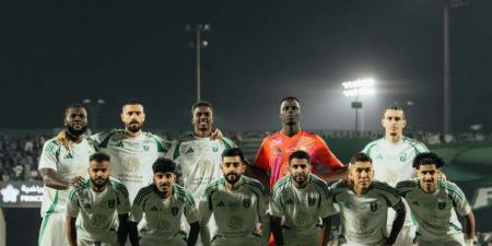 الاهلي يتعادل مع الأخدود في دوري روشن السعودي للمحترفين - ستاد العرب