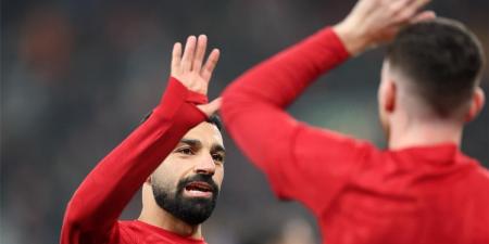 محمد
      صلاح
      يسخر
      من
      روبرتسون
      بسبب
      واقعة
      في
      تدريبات
      ليفربول - ستاد العرب