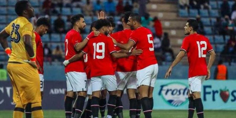 ٧٥
      جنيهاً
      سعر
      تذكرة
      مباراة
      منتخب
      مصر
      و
      موريتانيا - ستاد العرب