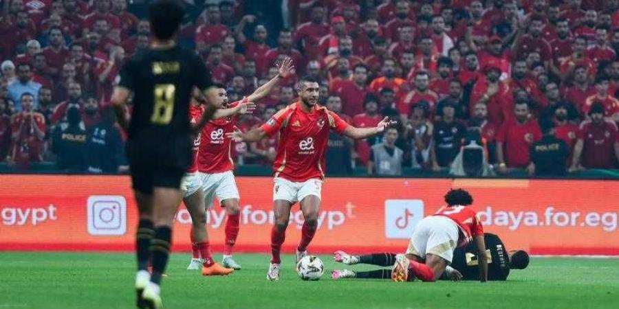 السوبر
      المصري..
      إلغاء
      هدف
      سيف
      الجزيري
      بعد
      اللجوء
      لتقنية
      الـ”var” - ستاد العرب