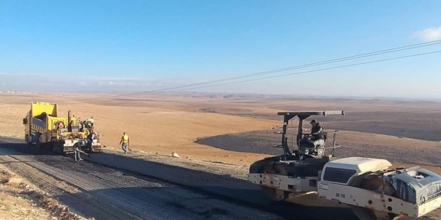 صور.. الأشغال العامة تعلن بدء إعادة إنشاء طريق محي-الأبيض في الكرك بتكلفة 5 ملايين دينار - ستاد العرب