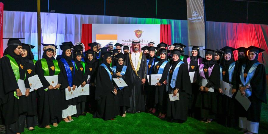 ولي
      عهد
      عجمان
      يشهد
      تخريج
      الدفعة
      21
      من
      جامعة
      الخليج
      الطبية - ستاد العرب