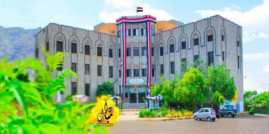 ​جامعة
      تعز
      على
      موعد
      إضراب
      شامل
      لتنفيذ
      مطالبها - ستاد العرب