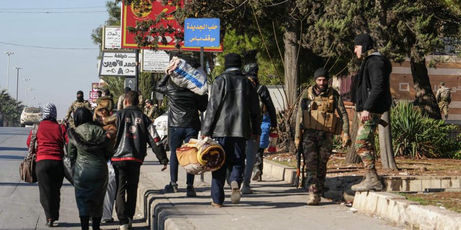 فوضى
      مسلحة
      بحلب
      وإدلب..
      والجيش
      السوري
      يجهز
      لهجوم
      مضاد - ستاد العرب