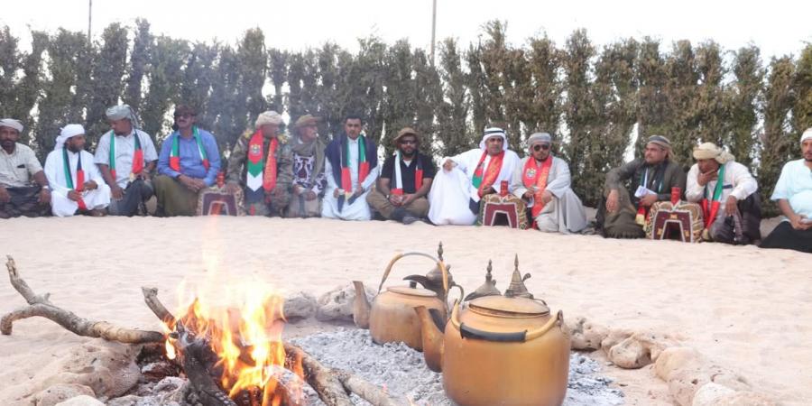 سقطرى..
      أنطلاق
      مهرجان
      الشيخ
      زايد
      السادس
      والثقلي
      يهنئ
      رئيس
      وقيادة
      الإمارات
      باليوم
      الوطني - ستاد العرب