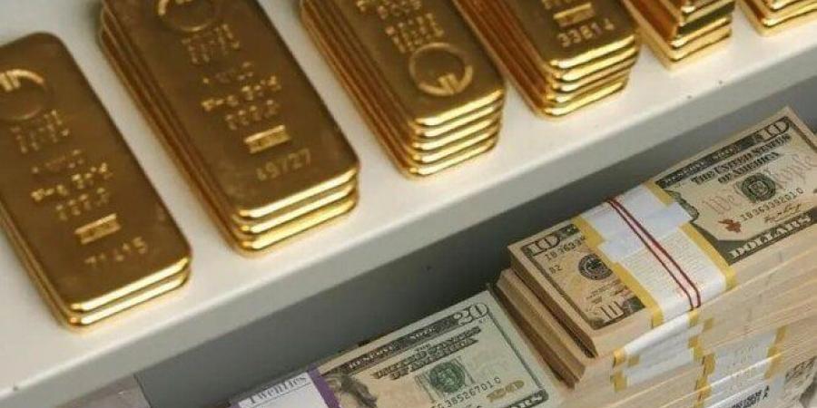 الدولار
      يرفع
      سعر
      الذهب
      في
      مصر..
      والتغيرات
      الجيوسياسية
      تكسو
      بورصة
      المعدن
      الأصفر
      عالمياً - ستاد العرب