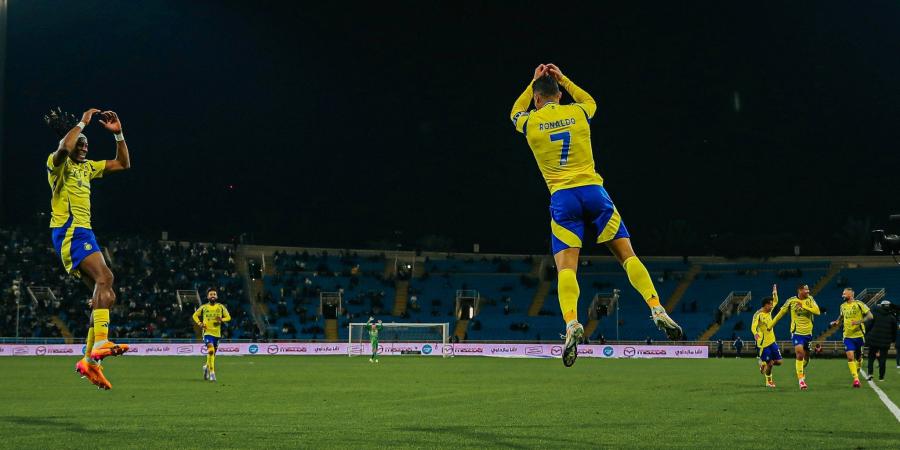 رونالدو
      يحلق
      بالنصر
      أمام
      الرائد - ستاد العرب