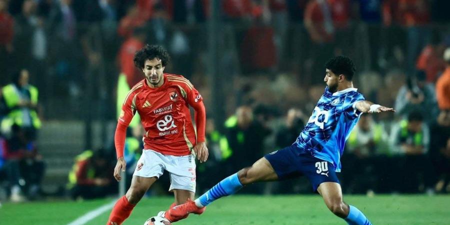 تغريم
      الأهلي
      وبيراميدز
      بعد
      مباراتهما
      في
      الدورى
      المصري - ستاد العرب