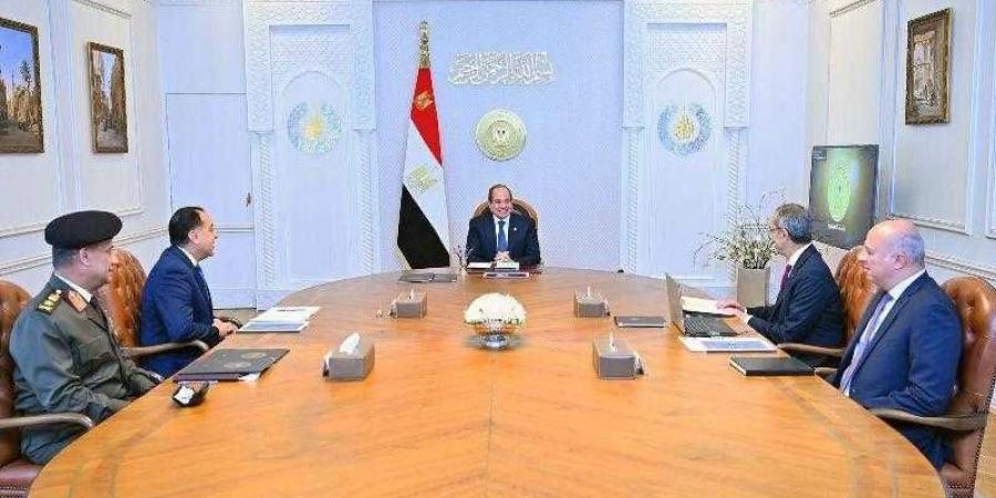 الرئيس
      السيسي
      يجتمع
      مع
      رئيس
      الوزراء
      ووزير
      الاتصالات - ستاد العرب