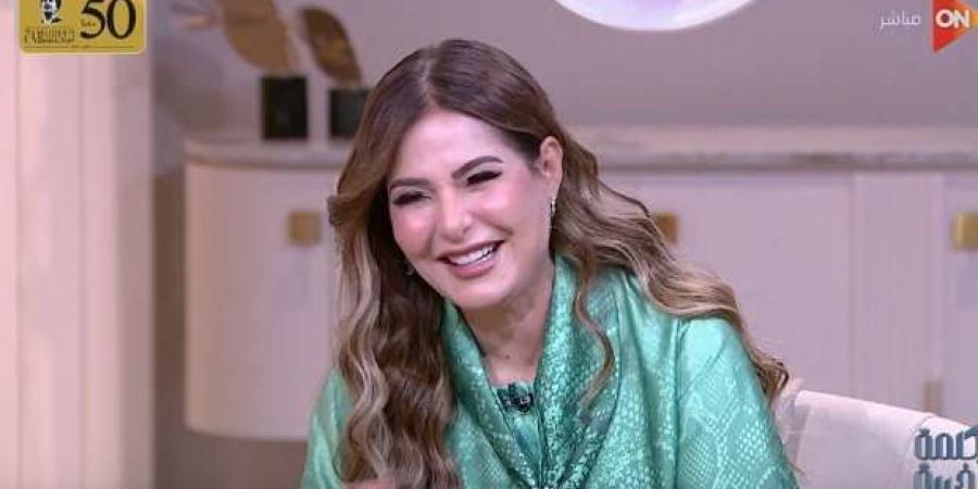 روتين
      الفنانة
      صابرين
      لفقدان
      الوزن
      والمحافظة
      على
      جمالها..
      روشتة
      يومية - ستاد العرب