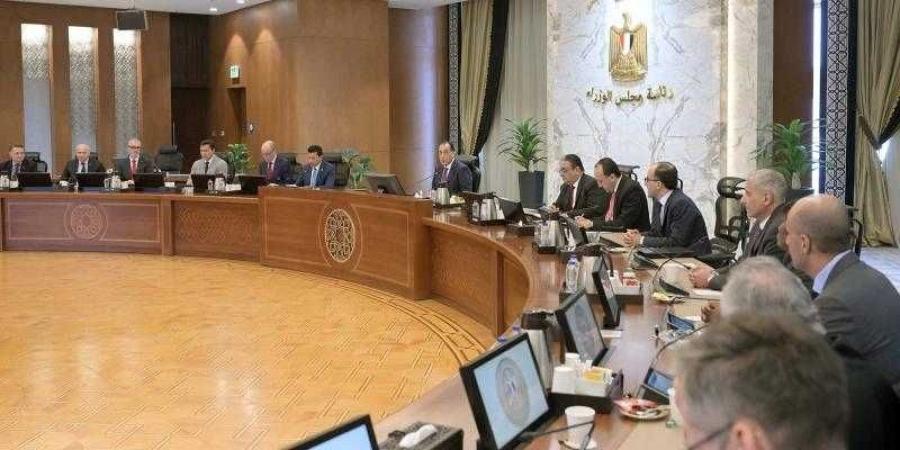 رئيس
      الوزراء
      يجتمع
      مع
      رئيس
      الاتحاد
      الدولي
      للرياضة
      الجامعية
      والوفد
      المرافق
      له - ستاد العرب