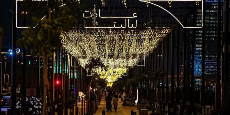 الزينة والفوانيس تملأ شوارع الرياض احتفالًا بأجواء شهر رمضان - ستاد العرب