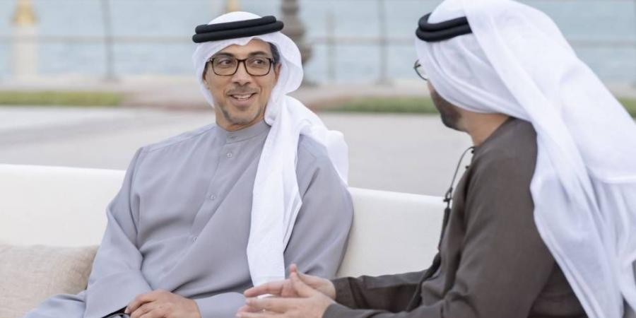 منصور
      بن
      زايد
      يشارك
      موظفي
      ديوان
      الرئاسة
      مأدبة
      الإفطار
      الرمضاني - ستاد العرب