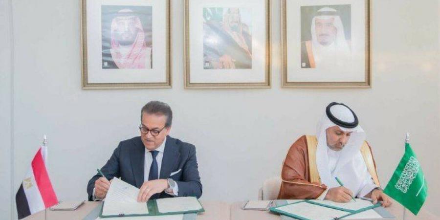 مصر
      والسعودية
      تعززان
      شراكتهما
      الصحية
      بتوقيع
      مذكرة
      تفاهم
      شاملة - ستاد العرب