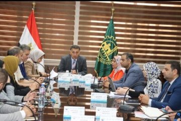 محافظ القليوبية يبحث آليات المشاركة في الدورة الرابعة للمبادرة الوطنية للمشروعات الخضراء والذكية