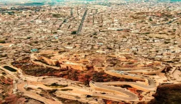 تهديدات في الرياض وحسم في الميدان.. كواليس الإطاحة بقيادة محور تعز مع تصاعد الدخان الأبيض