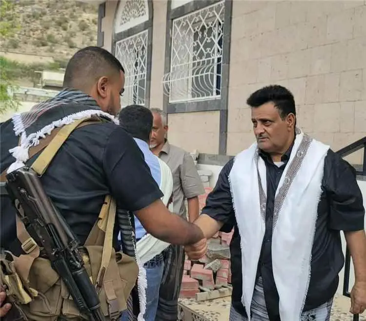 أهالي حارتي النادي والنورين يشكرون الشيخ الهدار بن حفيظ لجهوده في إعادة الكهرباء بعد انقطاع دام 10 أيام”