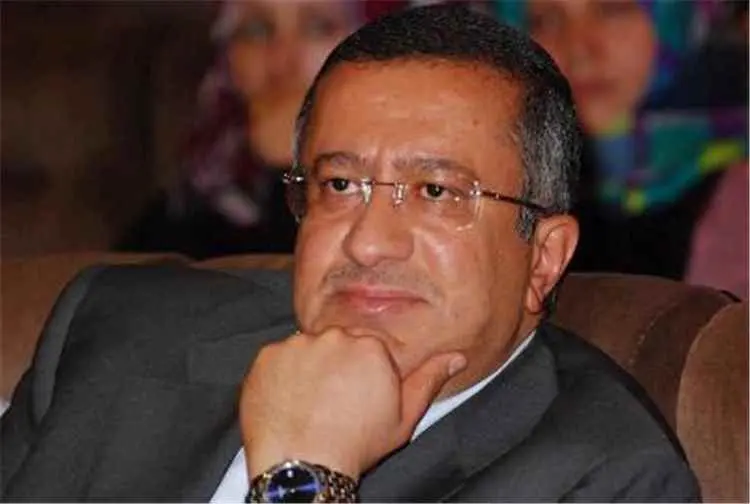 نصر طه مصطفى: هادي حافظ على شرعية الدولة اليمنية ورفض شرعنة التمرد حتى آخر أيامه السياسية