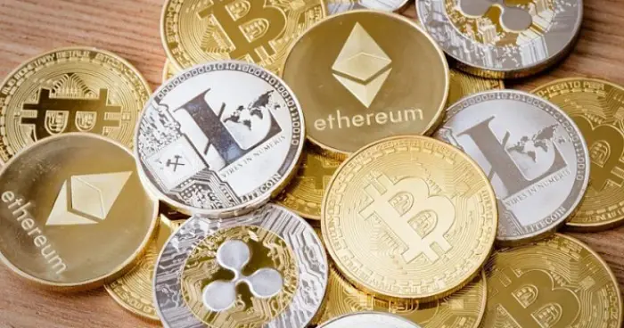 تراجع البيتكوين يمحو 62 مليار دولار من قيمة شركات الأصول الرقمية