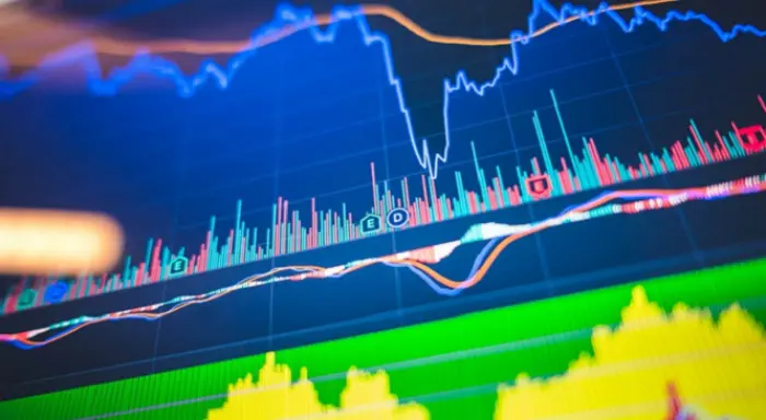 مشتريات قطاع التكنولوجيا تدفعان الأسهم الآسيوية للارتداد صعوداً