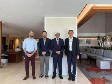 رئيس مجلس شبوة الوطني العام يبحث مع وفد معهد السلام الأوروبي مستجدات الأوضاع وجهود السلام في اليمن