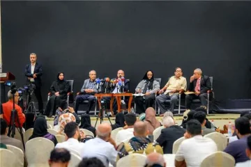 وزير النقل يلتقي نخبة من الأكاديميين والشخصيات الاجتماعية والإعلاميين ونشطاء المجتمع المدني لمناقشة المستجدات والقضايا العامة