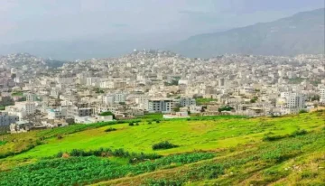 اسرار | بالاسماء والتفاصيل- بقوة السلاح.. قيادي حوثي ينهب أملاك المواطنين وينبش المقابر لتحويلها إلى دكاكين استثمارية في إب